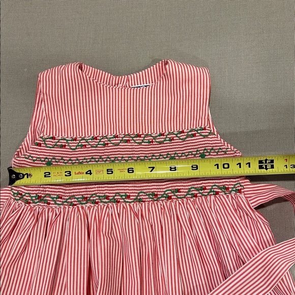 Carriage Boutiques Pinstriped Strawberry Smocked Summer Dress Toddler Size 2 - Picture 8 of 10